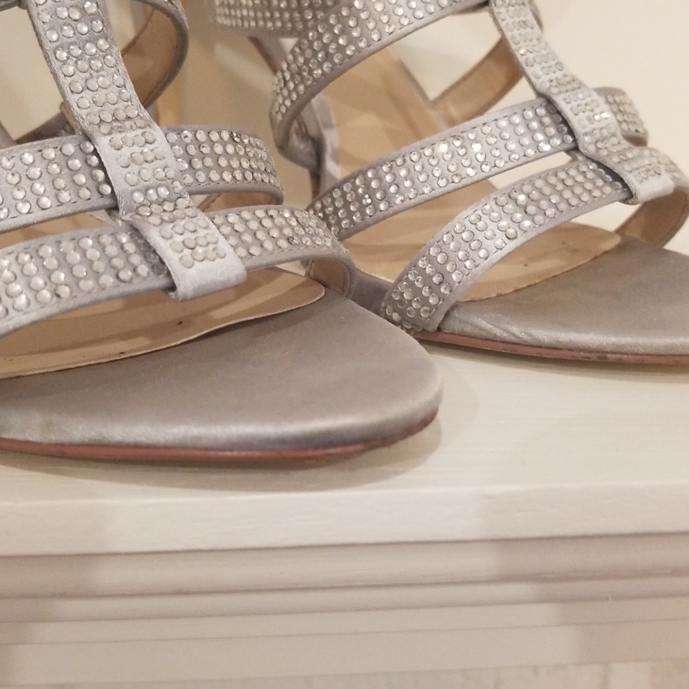 Silver INC heels - Picture 2 of 7
